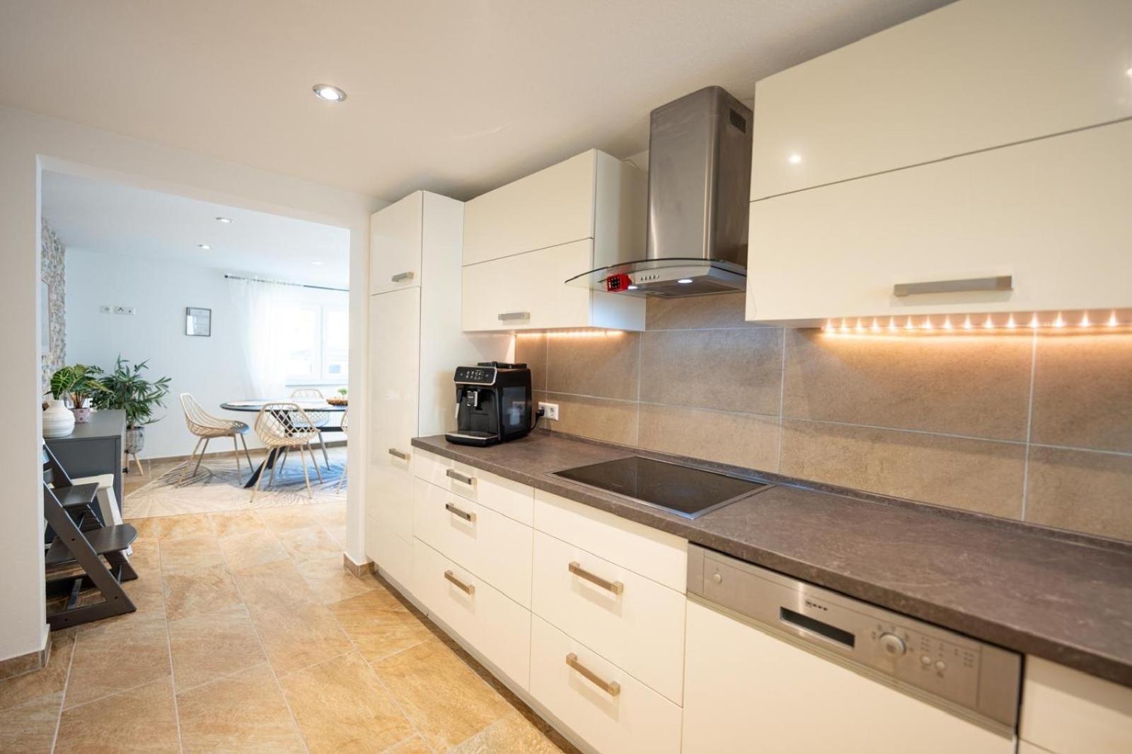 -Stadthaus Ida- Mit Grosser Dachterasse, Am Schlosspark, Luftkurort Kisslegg, Boxspringbetten, Kaffeevollautomat, Smarttv, Familienfreundlich, Grosszuegig, Zentral מראה חיצוני תמונה